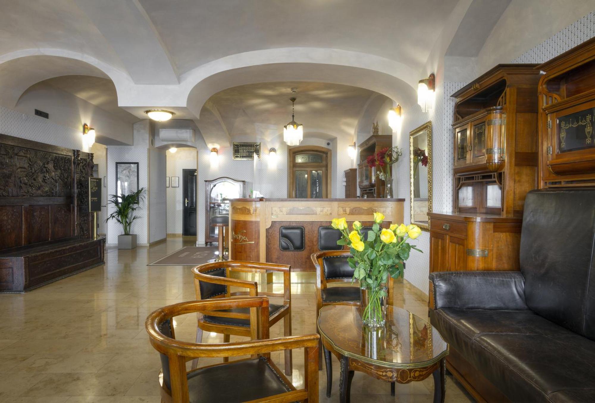 Hotel Mucha — Photos 1